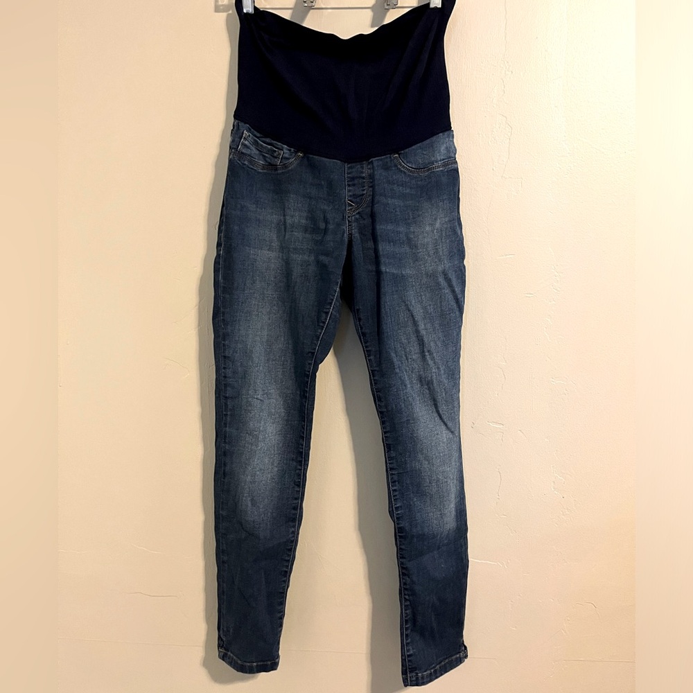 Mavi maternity jeans, size 28!